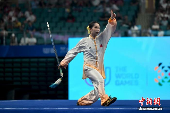 卢卓灵在成都世运会女子太极拳与太极剑决赛夺
