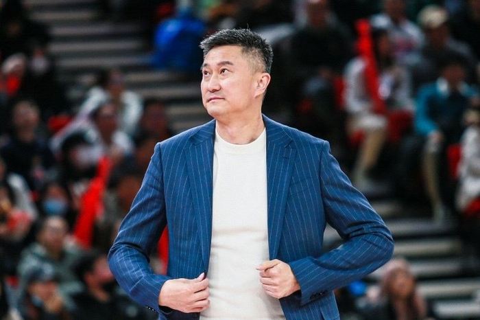 广东男篮大胜四川遭主场