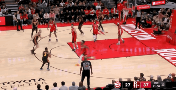 火箭主场大胜老鹰终结11连胜 火箭队多点开花轰