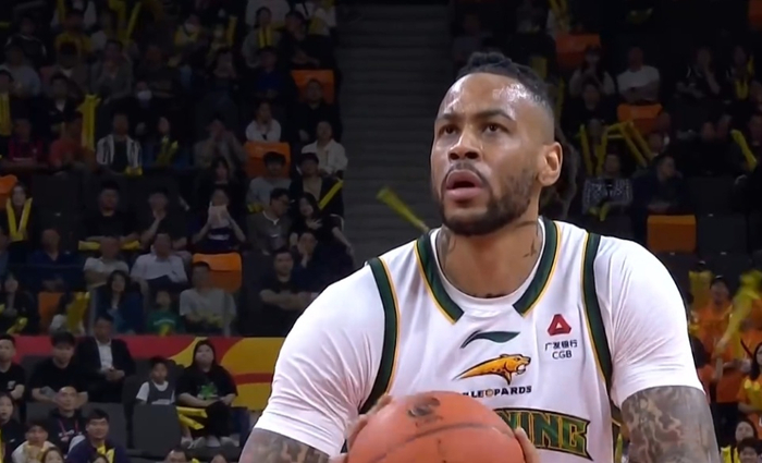 辽宁男篮遭浙江男篮逆转 前场篮板成胜负关键