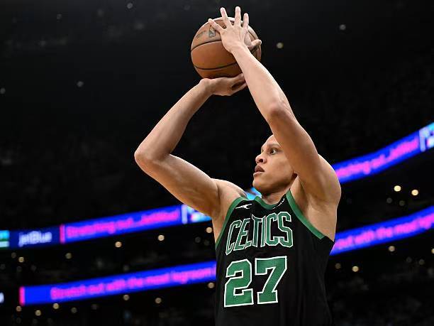 76人逆转凯尔特人 沃尔什表现低迷成败因