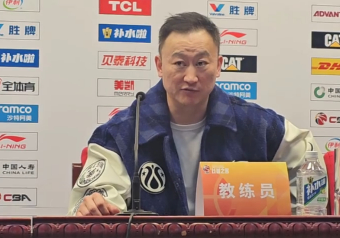 青岛男篮加时赛遭浙江稠州逆转 程帅澎罚球定乾